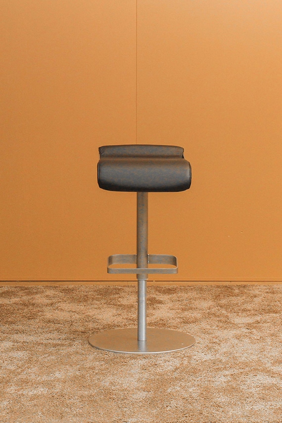 Wagner Barstool matt / Leder schwarz